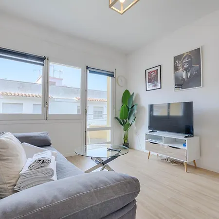 1244 Eugeni Ors 200 M Playa Росес