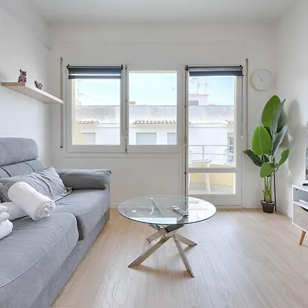 1244 Eugeni Ors 200 M Playa Апартаменти